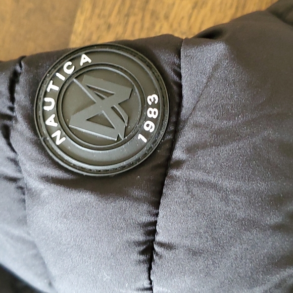 NAUTICA PACKABLE STRETCH HOODED JACKET - Picture 5 of 11